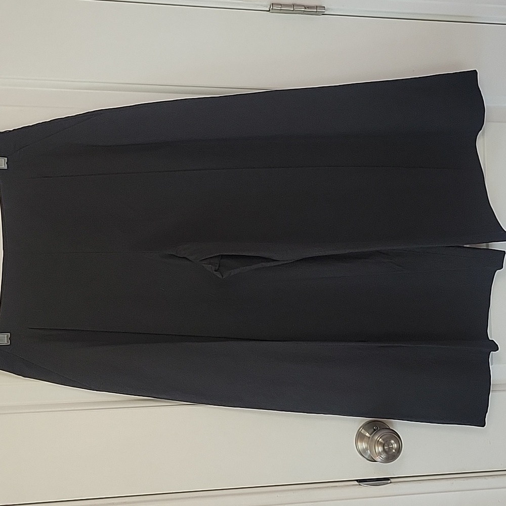 Attic And Barn Pleated Cropped Wide Leg Pants